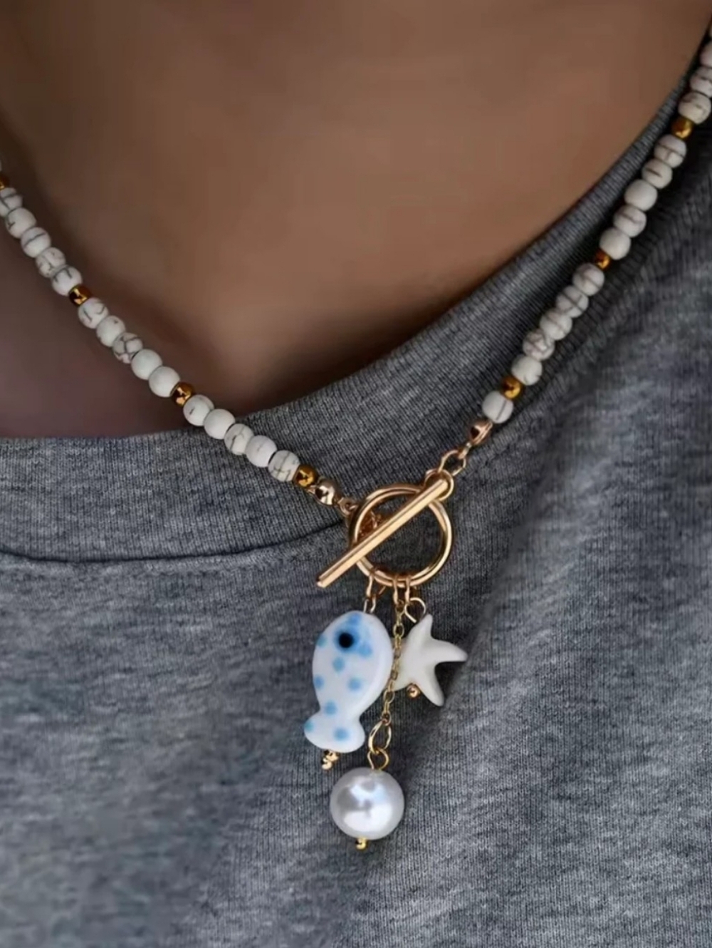 Ceramic starfish, fish and pearl charm necklace; 18.19" around neck; nwot - Picture 3 of 9